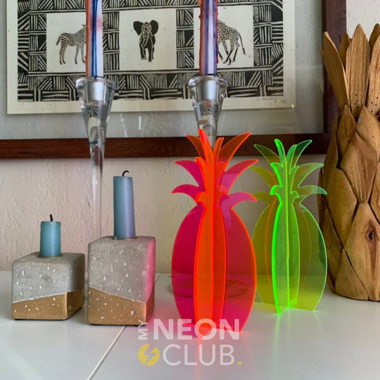 تمثال أكريليك نيون - أناناس